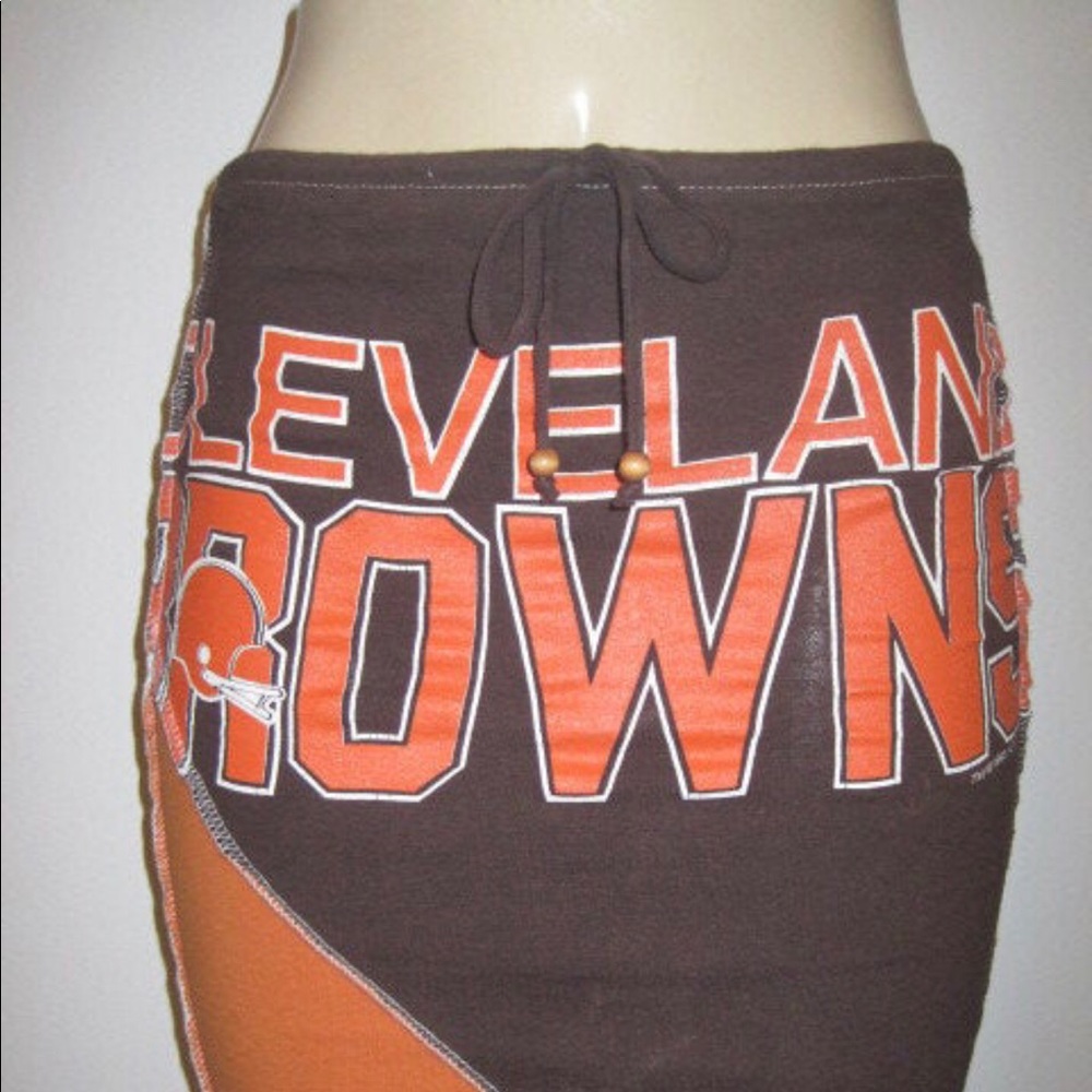 Vintage style Cleveland Brown t-shirt skirt